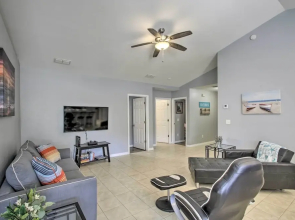 Lovely Florida Coastline Home By Perdido Key!
