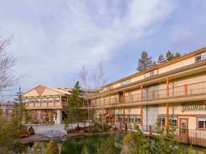 Holiday Inn Resort The Lodge At Big Bear Lake by IHG