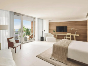 The Miami Beach EDITION