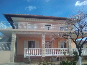 Apartment Sunny - 10 m from sea