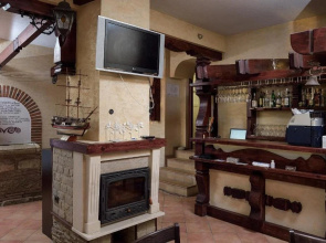 House Diona