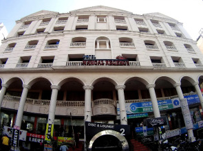 Hotel Mangal Regency