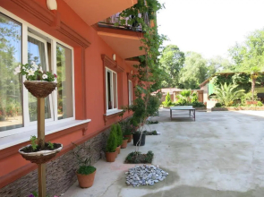 Dobry Kit Guest House