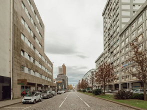 Downtown Deluxe 6 by Vacationy