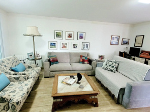 Apartamento encantador com lareira interna no Centro de Canela