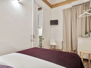 Plaza Catalunya Guest House