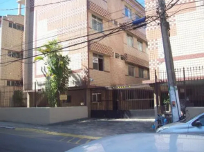 Apartamento A 200 M Da Praia Do Forte -Prédio Três Rios