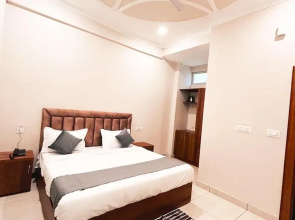 Hotstel Rishikesh,Tapovan