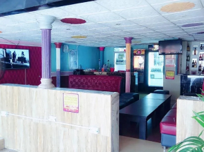 Multifield Hotel & Suites