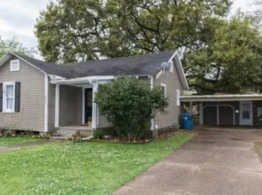 Cajun Hostel II