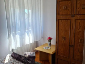 Gyöngyvirág Apartman Lenti