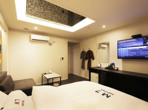 Yongin Singal M7