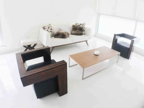 Iconic Miramar Building 1 Very Walkable