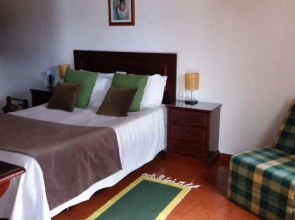 Country House Alfarim