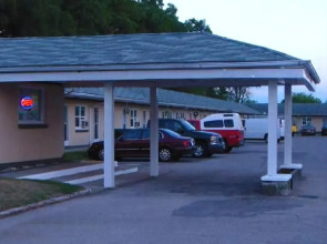 Fauld's Motel