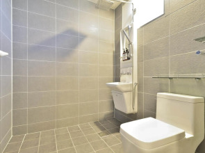 WITH U Hotel & Guesthouse