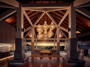 DoubleTree by Hilton Damai Laut Resort