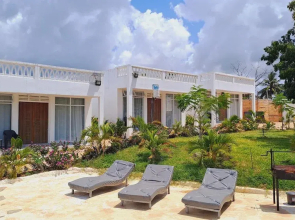 Cave Diani Studio Apartments