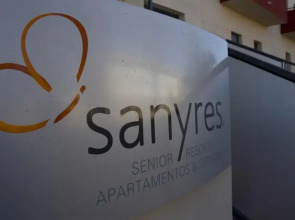 Aljaraque Suites Senior Resort +50
