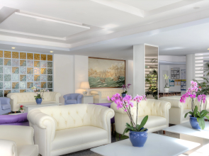 Hotel Caravel