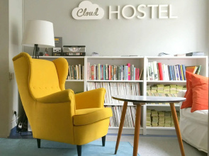 Cloud Hostel