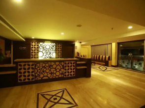 OYO Premium Chaupasni First Puliya