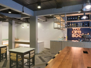 Alfresco Phuket Hotel