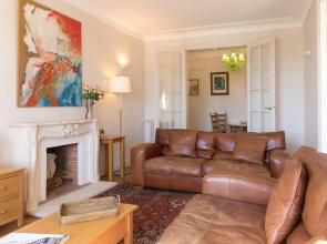Eiffel Park Peaceful 1 Bedroom Apt Near the Eiffel Tower