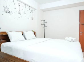 Comfortable Studio Apartment at Green Park View