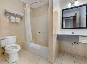 Quality Inn - Niagara Falls Blvd