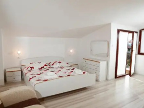 Apartments and Rooms Heisenberg 2