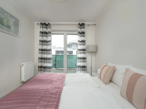 Apartment Near the River by Renters