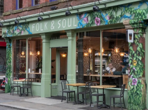 The City Mezzanine Apartment