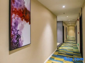 Leah Hotel