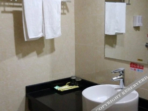Qingjianglong Hostel