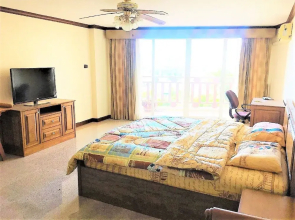 Royal Hill Resort Pattaya Corner Condo With sea & Pool Views