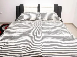 Motel Medium