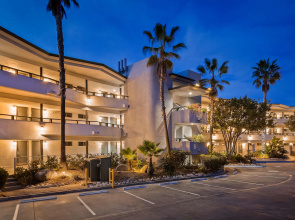 The Encinitan Hotel & Suites