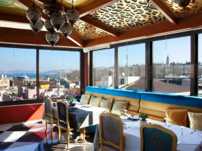 Seres Hotel Old City