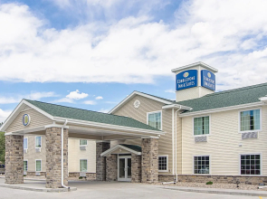 Cobblestone Inn & Suites - Guernsey