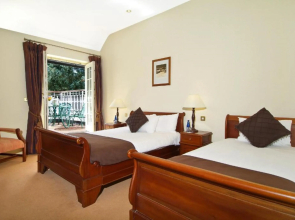 Brooklodge & Macreddin Village