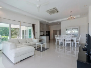 3 Bedroom Pool Villa L55