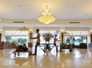 Champasak Grand Hotel