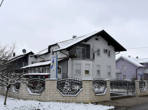 Guesthouse Ikar Zagreb Airport