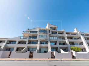 Panoramic Ocean View 2 bedroom in Blouberg, Cape Town