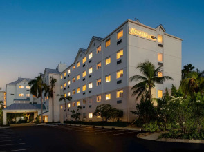 Hampton by Hilton Grand Cayman Seven Mile Beach