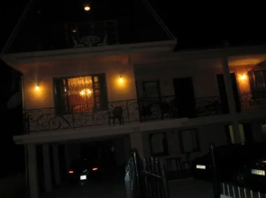 Guesthouse On Firosmani 11