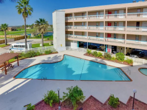Waterfront Corpus Christi Escape w/ Pool Access!