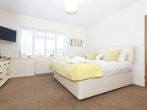 Avon Beach Bed and Breakfast