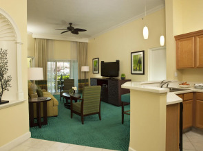 Harborside Resort & Vacation Rentals at Atlantis